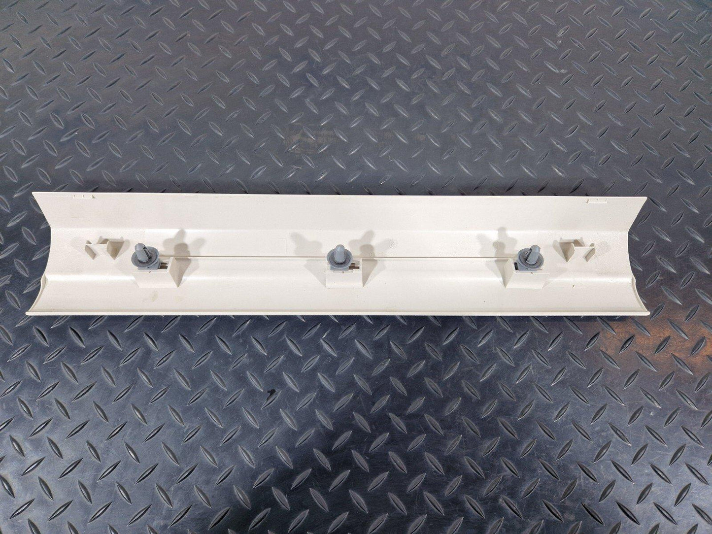 11-18 BMW 6 SERIES F06 FRONT LEFT DOOR STEP ENTRANCE TRIM 7274419