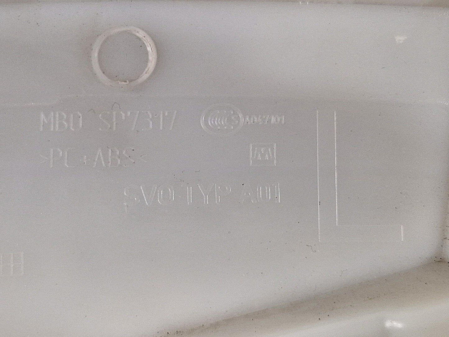 16-19 AUDI A4 B9 AVANT GENUINE REAR LEFT SIDE D-PILLAR TRIM COVER 8W9867245