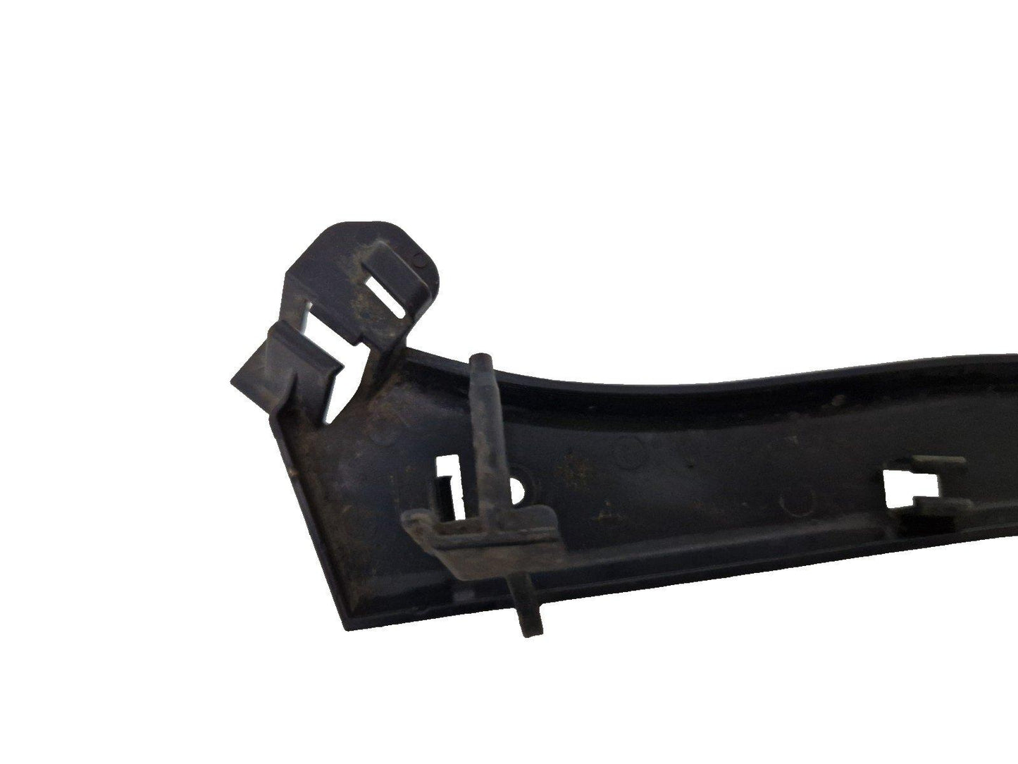 12-18 MERCEDES BENZ W176 N/S/F FRONT LOWER SUSPENSION ARM COVER A2465462980