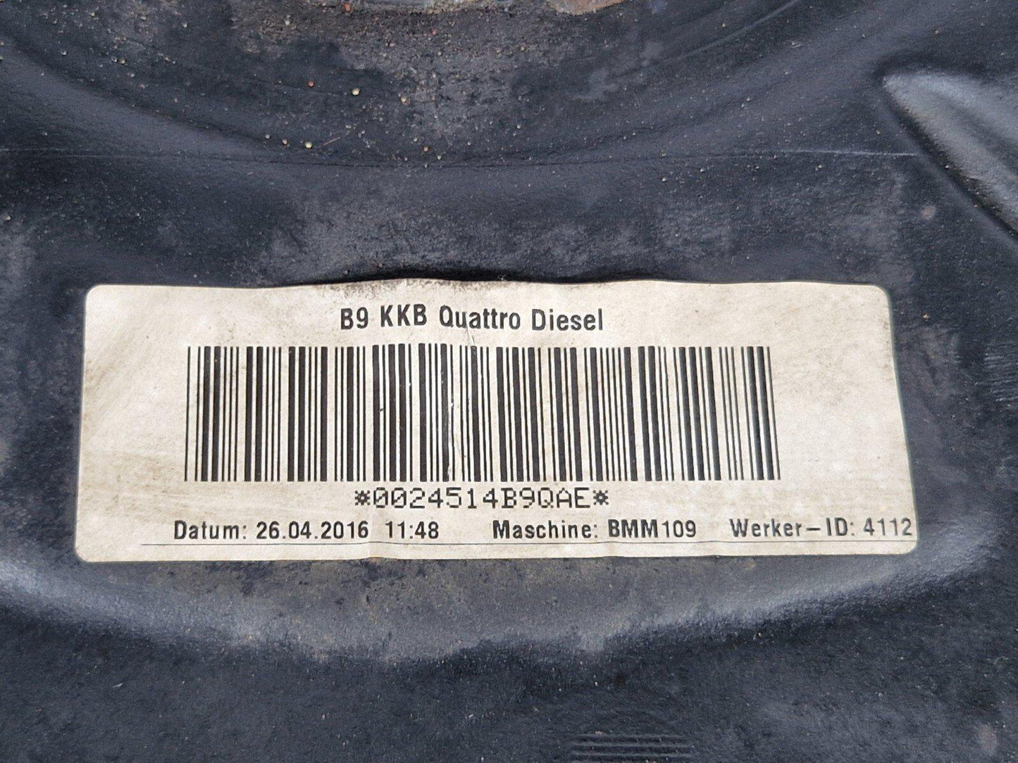 16-19 AUDI A4 B9 QUATTRO 2.0TDI DIESEL ENGINE FUEL TANK & PUMP 8W0201021CL