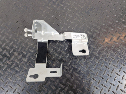 19-ON MERCEDES BENZ A CLASS EQ W177 WATER COOLER VALVE BRACKET A1775043700