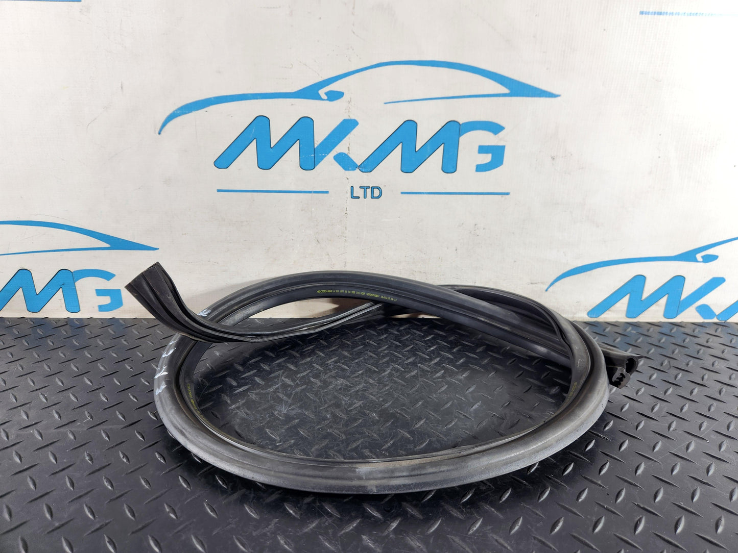 Mercedes-Benz Sprinter W907 Standard Cargo Van Bonnet Rubber Seal A9108870000