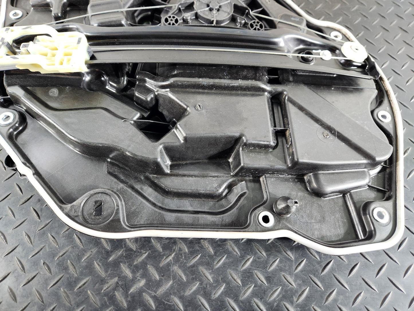 BMW 118i F40 Hatchback Rear Left Passenger Window Regulator Motor 5A02FA7