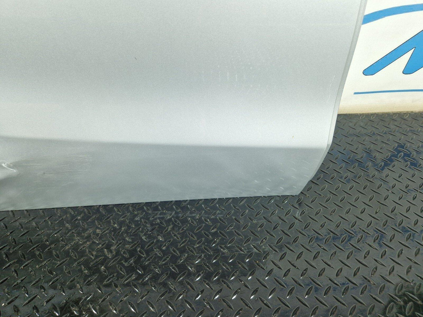 13-19 MERCEDES CLA C117 COUPE GENUINE REAR RIGHT O/S/R COMPLETE DOOR (DAMAGED)