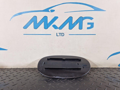 19-ON RANGE ROVER EVOQUE L551 GENUINE FUEL TANK FILLER FLAP K8D2-405A26-AA