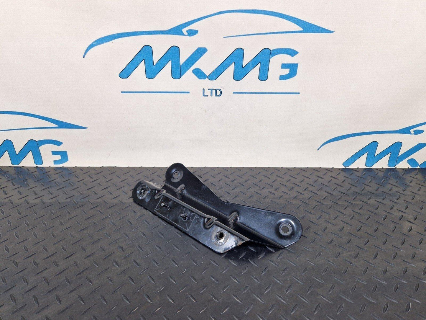 14-23 MERCEDES BENZ VITO W447 GENUINE OEM ADBLUE TANK MOUNT BRACKET A4474700781