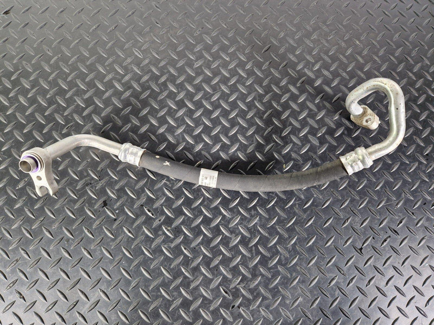 14-21 MERCEDES BENZ W205 GENUINE OEM A/C AIR CONDITIONING PIPE HOSE A2058306201