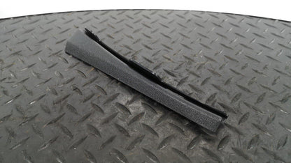 16-19 AUDI A4 B9 S-LINE GENUINE RIGHT DRIVER SIDE A PILLAR BRACKET 8W0868204
