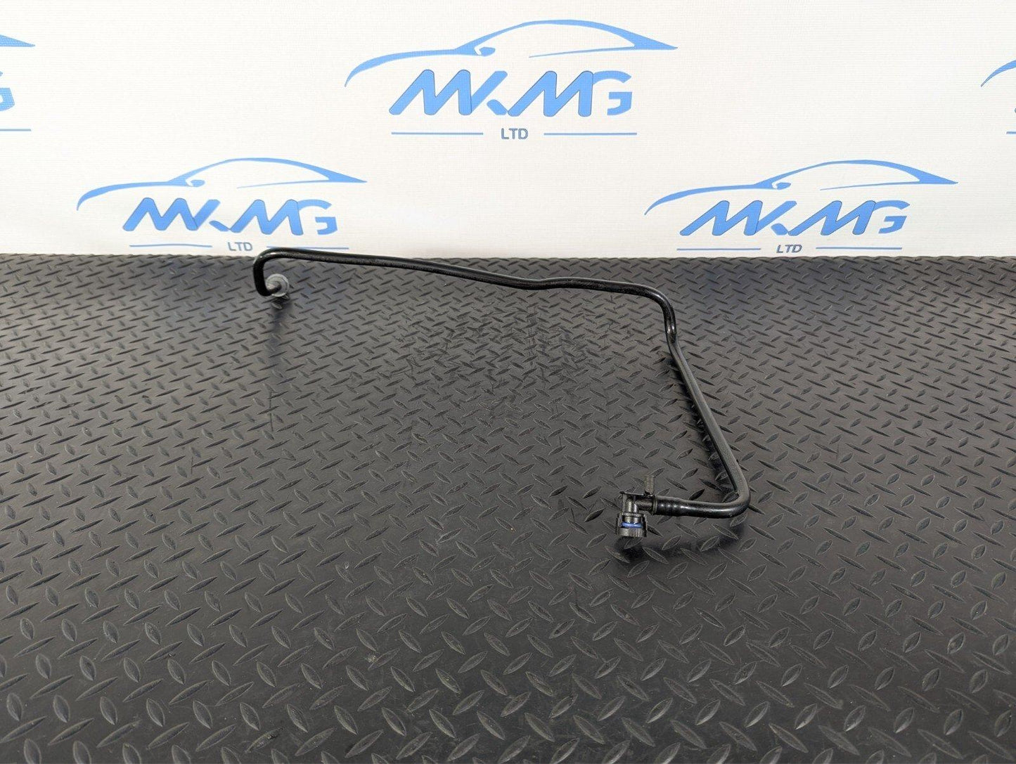 13-19 MERCEDES BENZ CLA C117 GENUINE BRAKE BOOSTER VACUUM LINE PIPE A2464300729