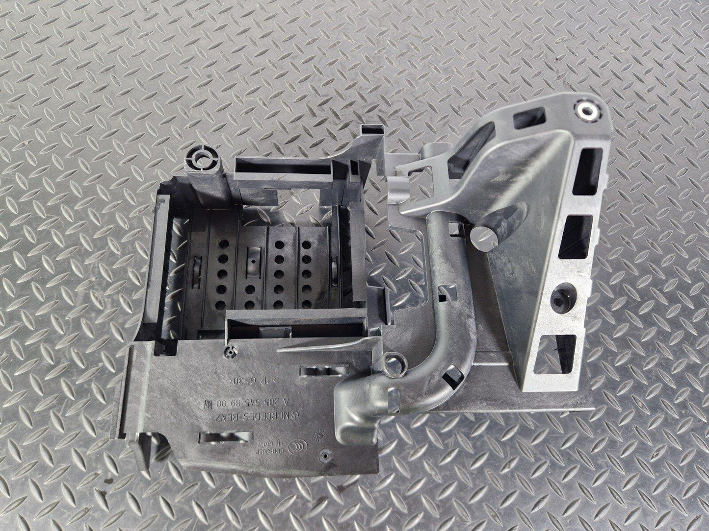 14-21 MERCEDES C300h W205 OEM CD CHANGER ECU HOLDER BRACKET MOUNT A2055458900