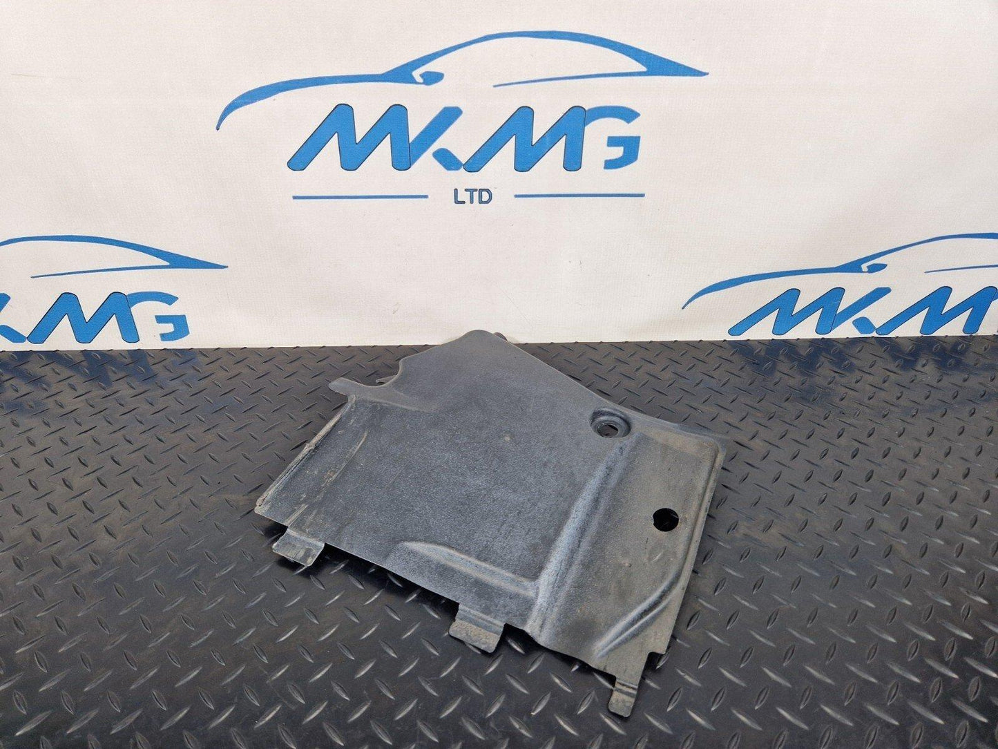 16-23 AUDI S5 COUPE GENUINE FRONT LEFT PASSENGER SIDE UNDERBODY TRAY 8W0825201