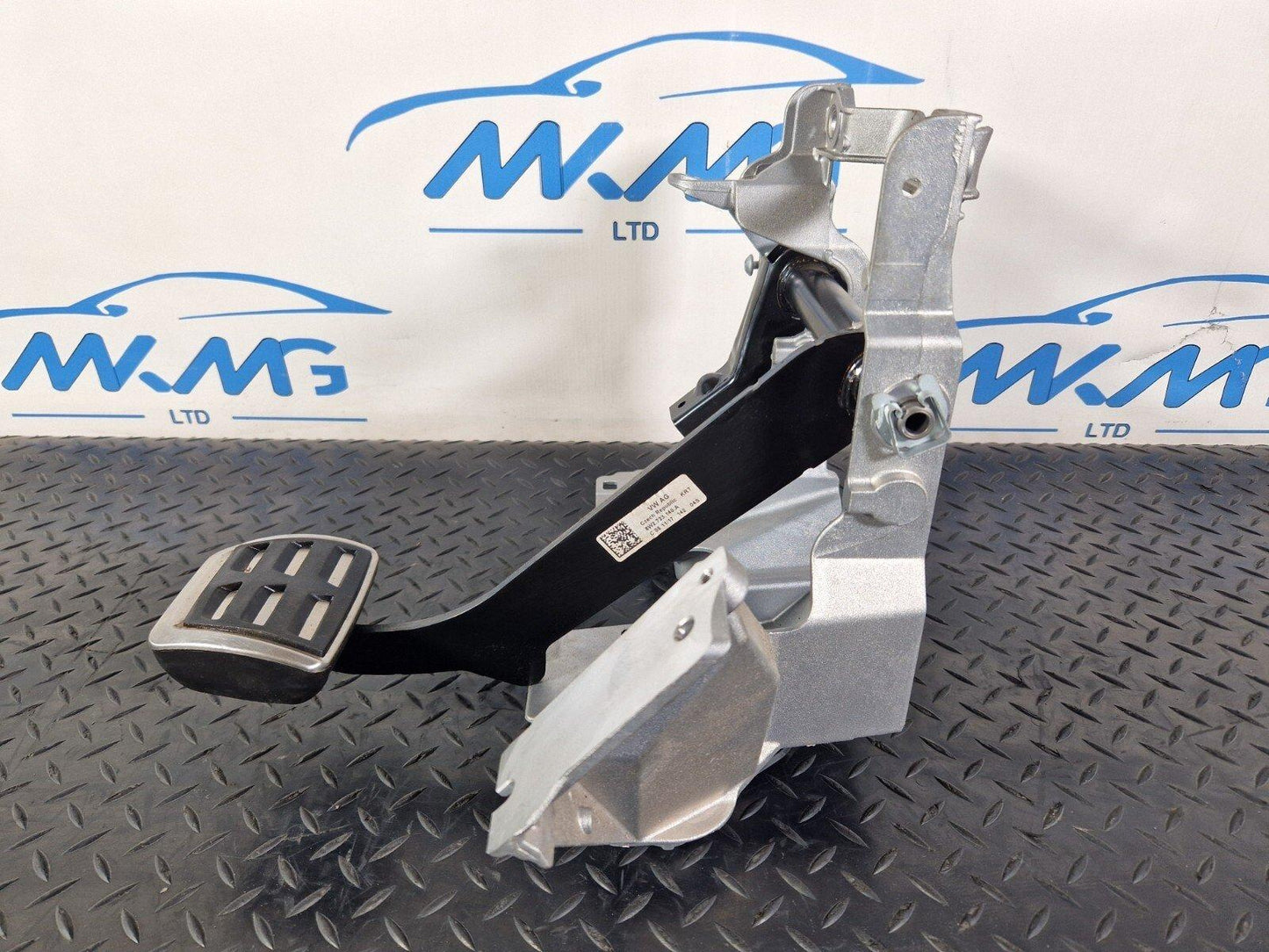 16-23 AUDI S5 COUPE GENUINE BRAKE PEDAL ASSEMBLY BRACKET MOUNT 8W2723140A