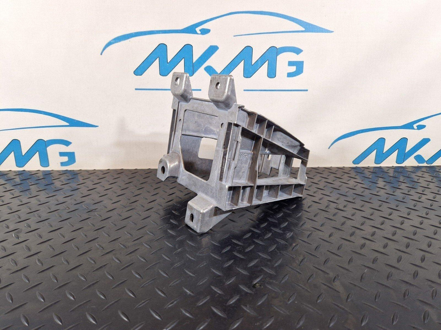 14-21 BMW 2 SERIES 218d GRAN TOURER F46 OEM CENTRE CONSOLE BRACKET REAR 9274404