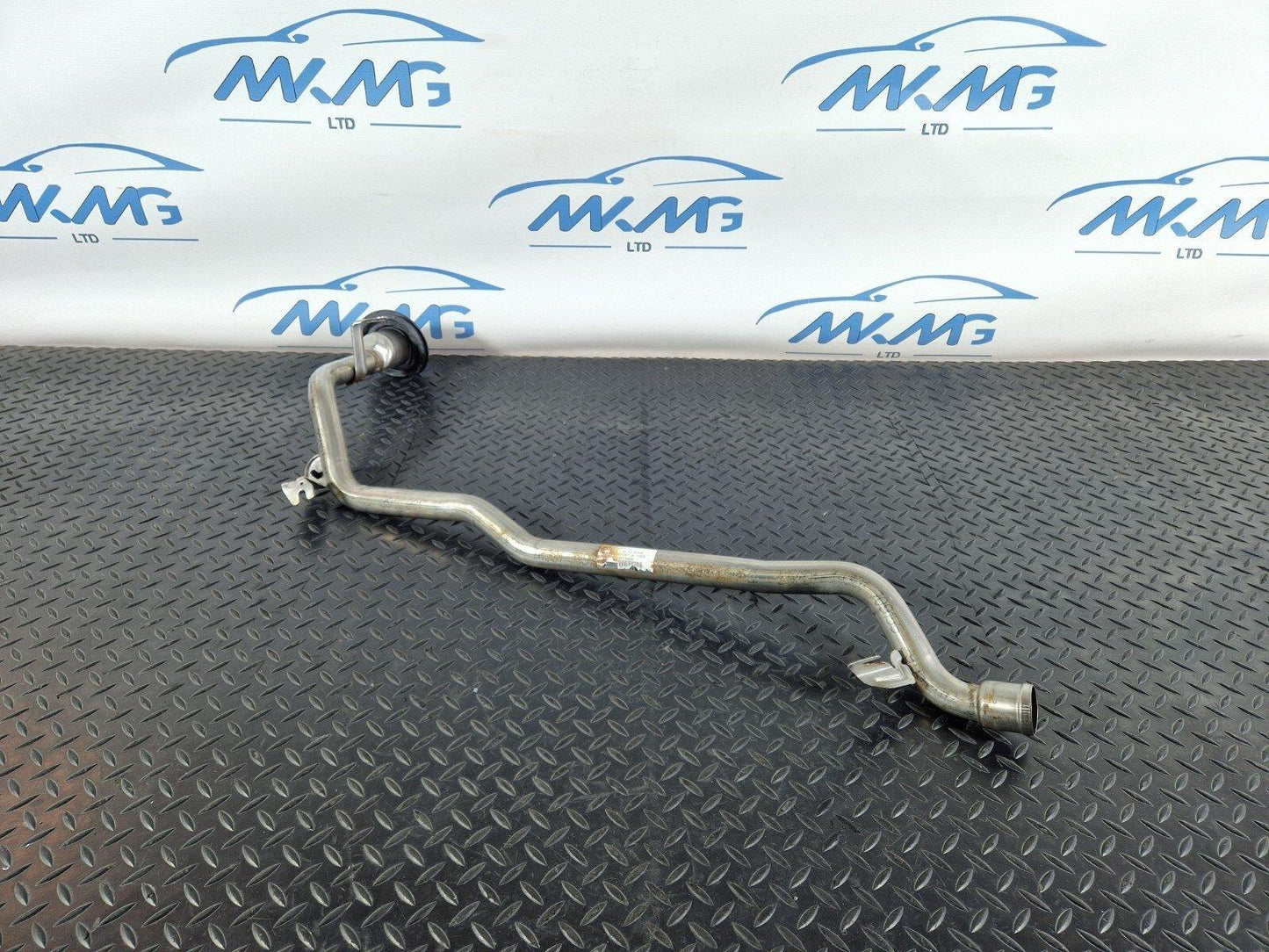 14-20 MERCEDES GLA X156 GENUINE DIESEL FUEL FILLER NECK PIPE HOSE A2464701220