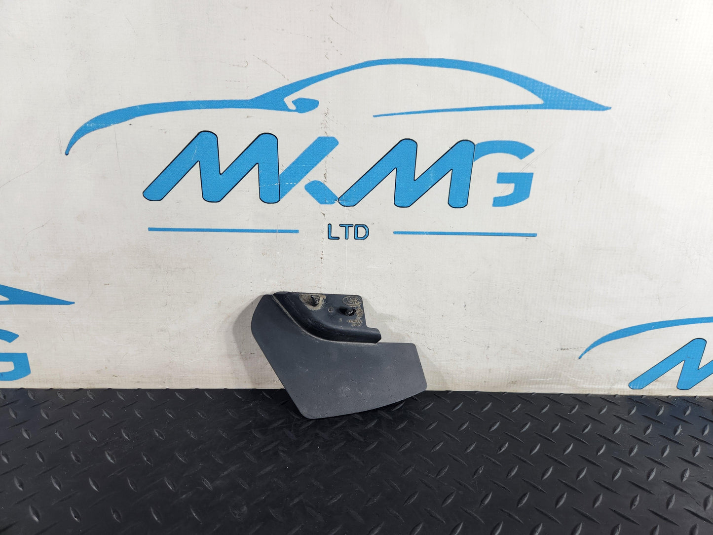 Land Rover Range Rover Evoque L551 SUV Right Side Mud Flap Guard K8D2-280E12-AD