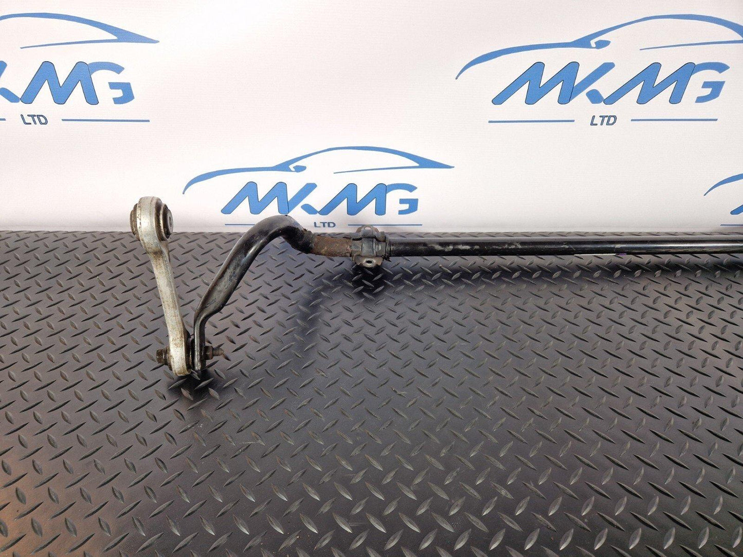 12-18 AUDI A6 C7 FRONT ANTI ROLL BAR 4G0411309F