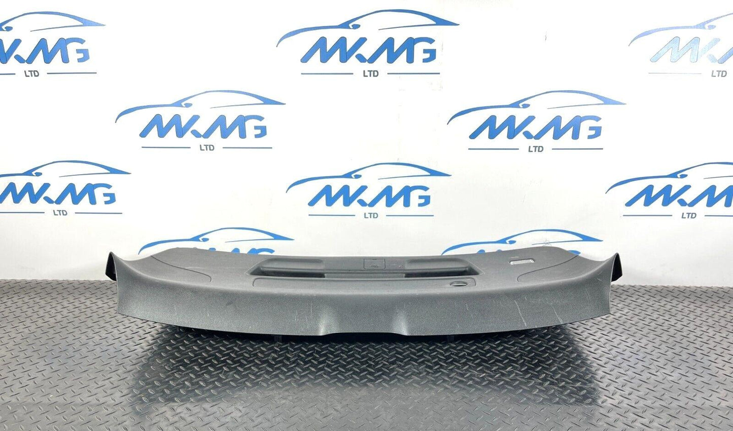 16-19 AUDI A4 B9 AVANT GENUINE BOOTLID/TAILGATE TRIM COVER BLACK 8W9867979