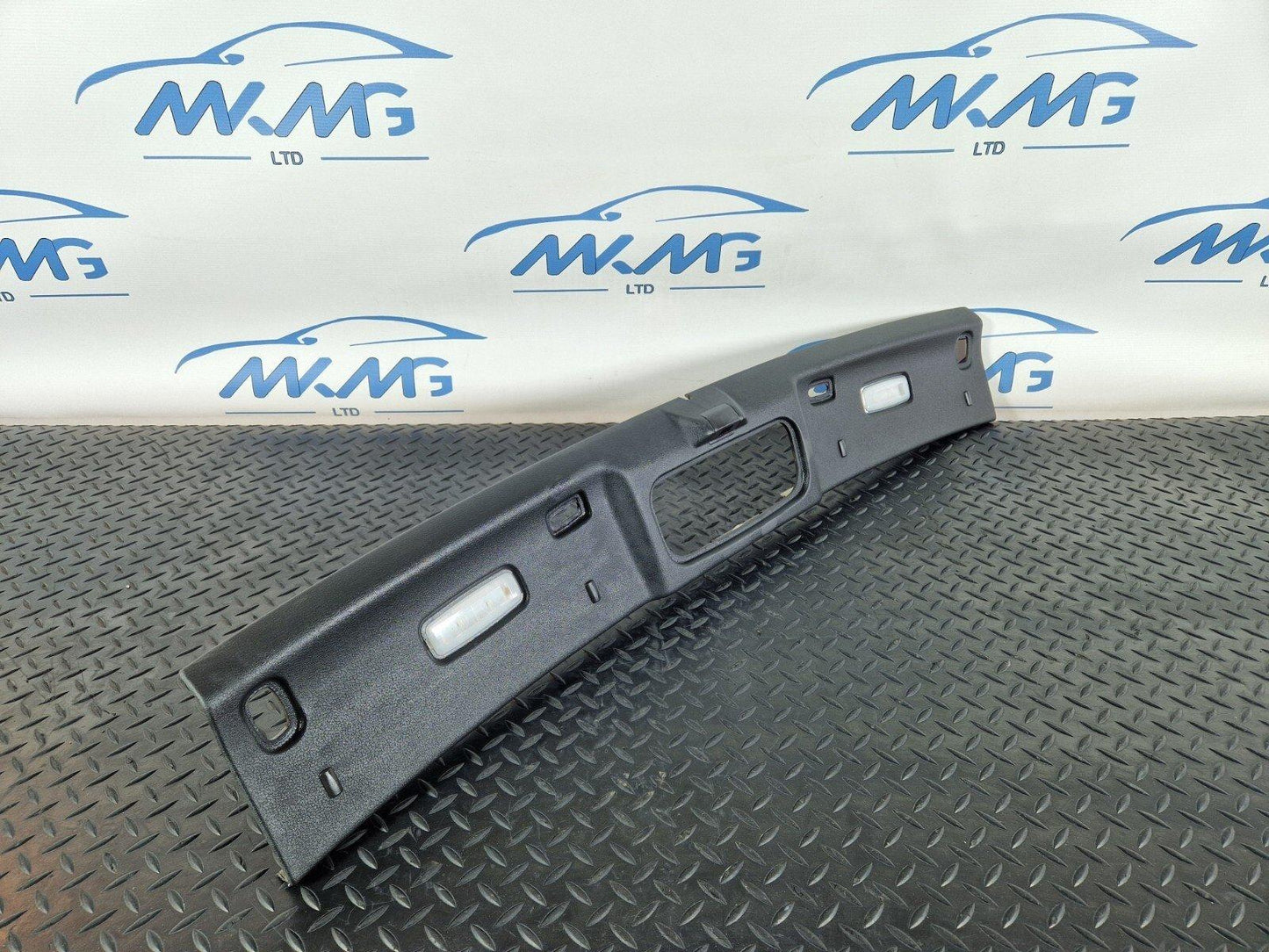 12-17 AUDI S5 CONVERTIBLE WINDSCREEN TRIM PANEL FRAME BLACK 8F0867360L