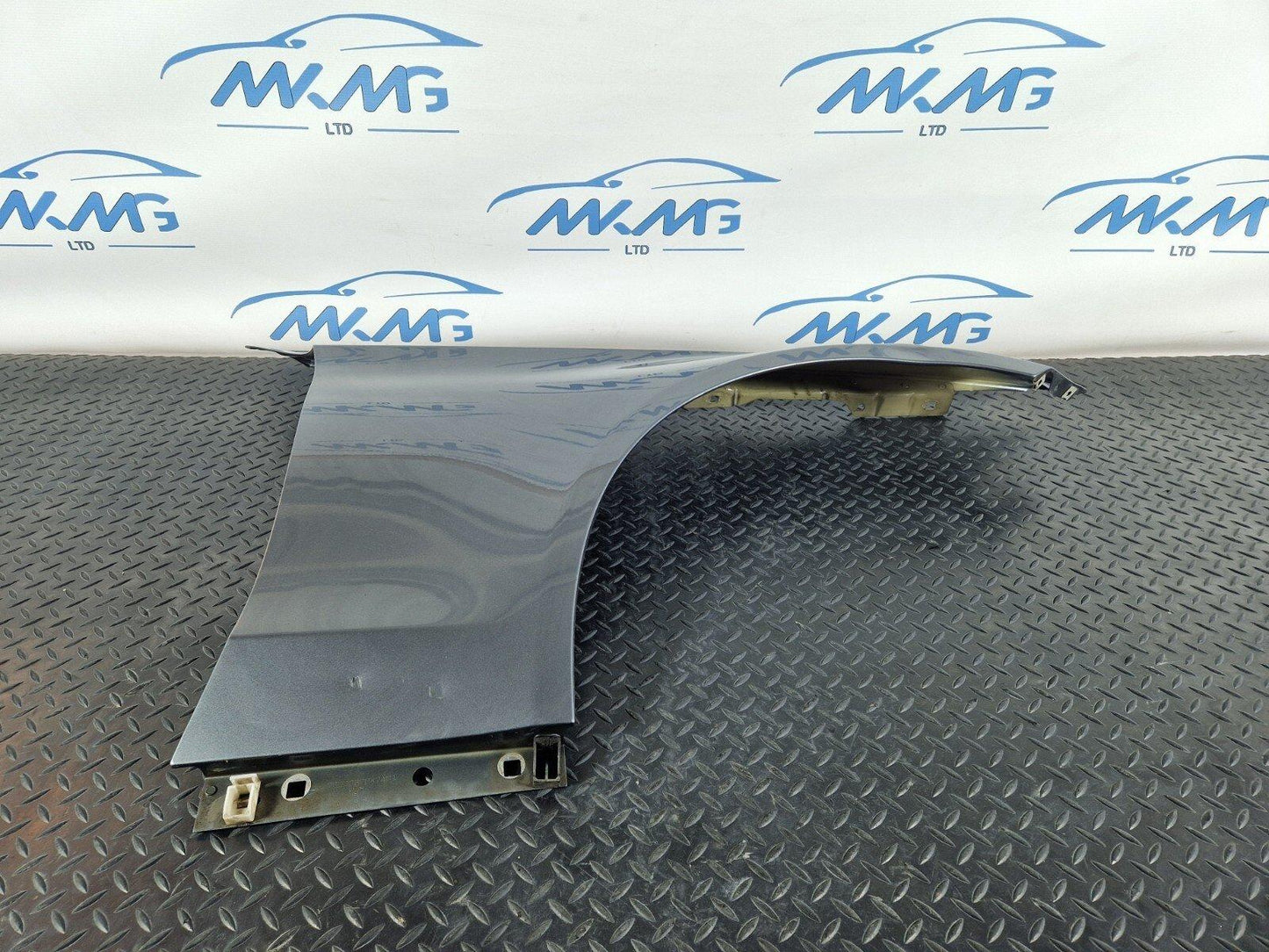 14-21 MERCEDES BENZ C200d W205 OEM FRONT RIGHT O/S WING FENDER PANEL IN GREY 992