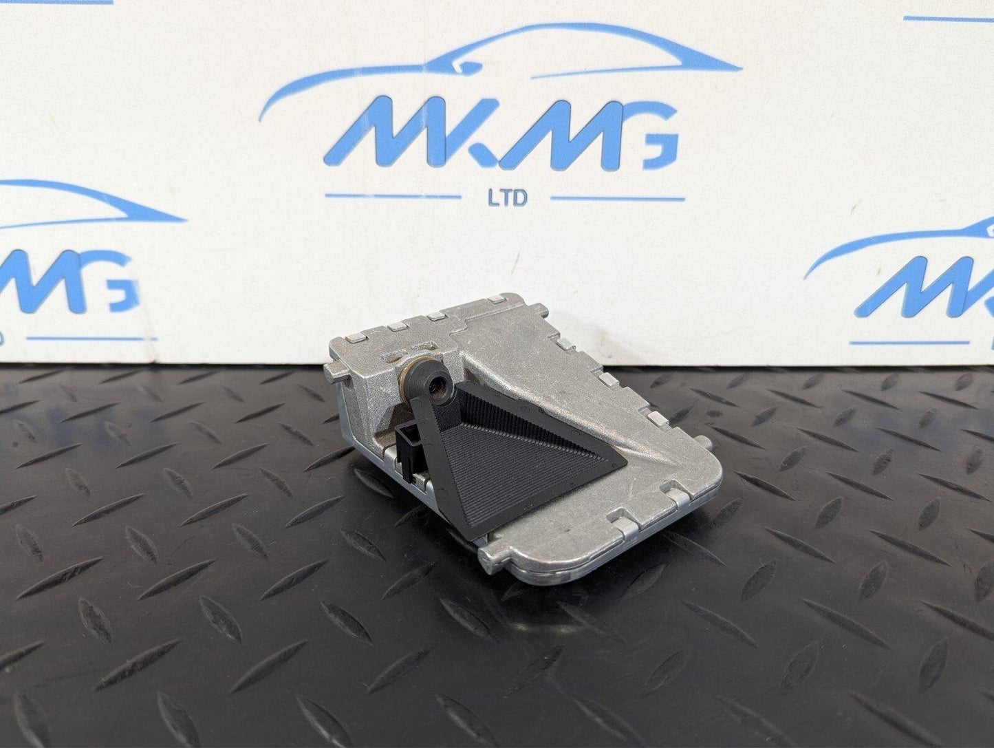 14-21 MERCEDES BENZ C300h W205 GENUINE OEM FRONT WINDSHIELD CAMERA A2229003011