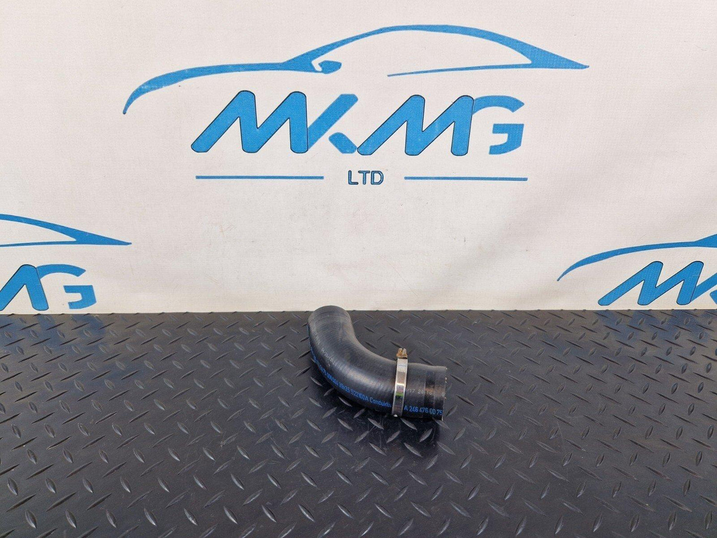 14-19 MERCEDES BENZ GLA X156 GENUINE OEM FILLER FUEL HOSE PIPE A2464760075