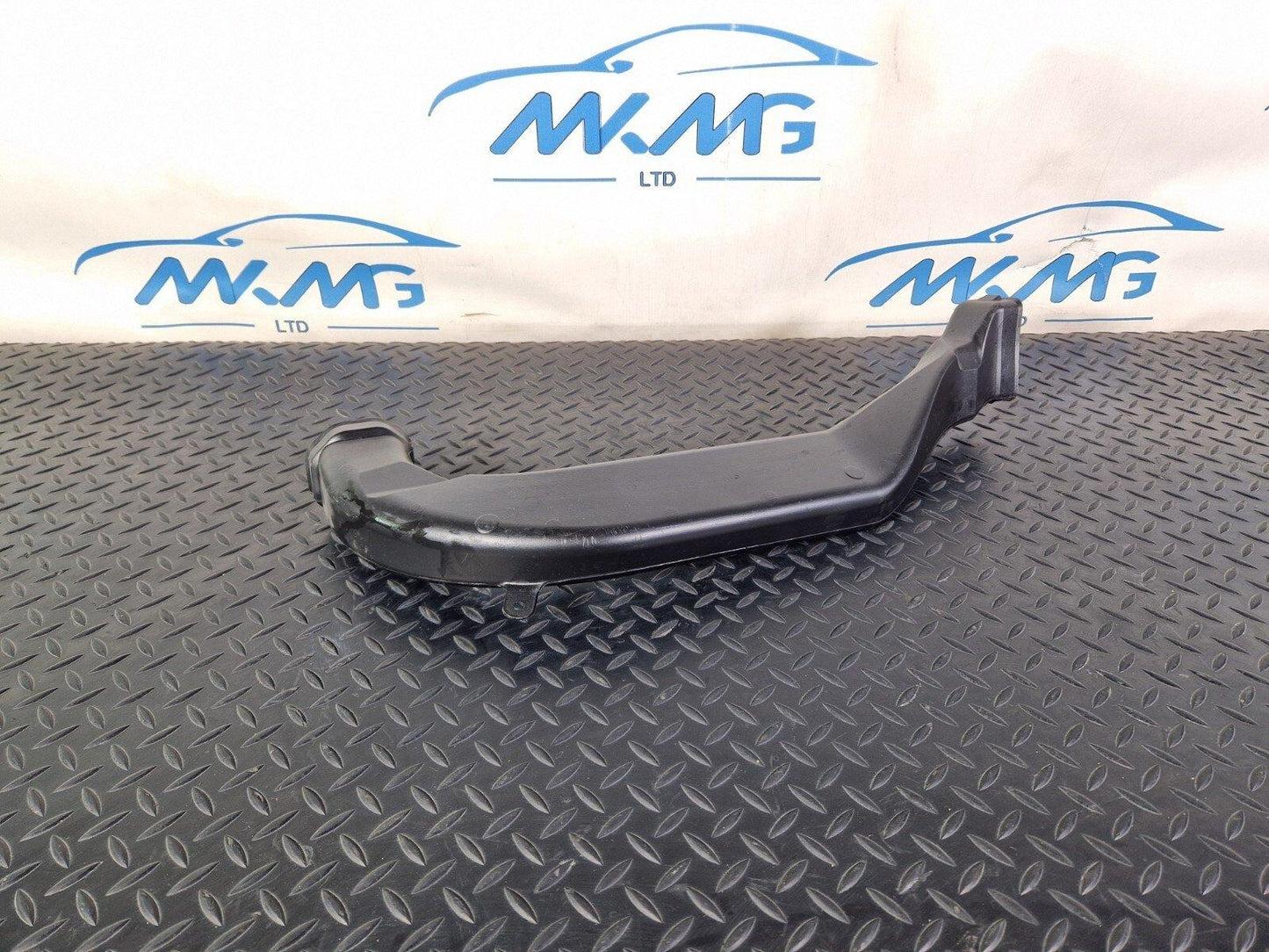 18-ON MERCEDES BENZ SPRINTER  W907 DASHBOARD AIR DUCT A9078310800