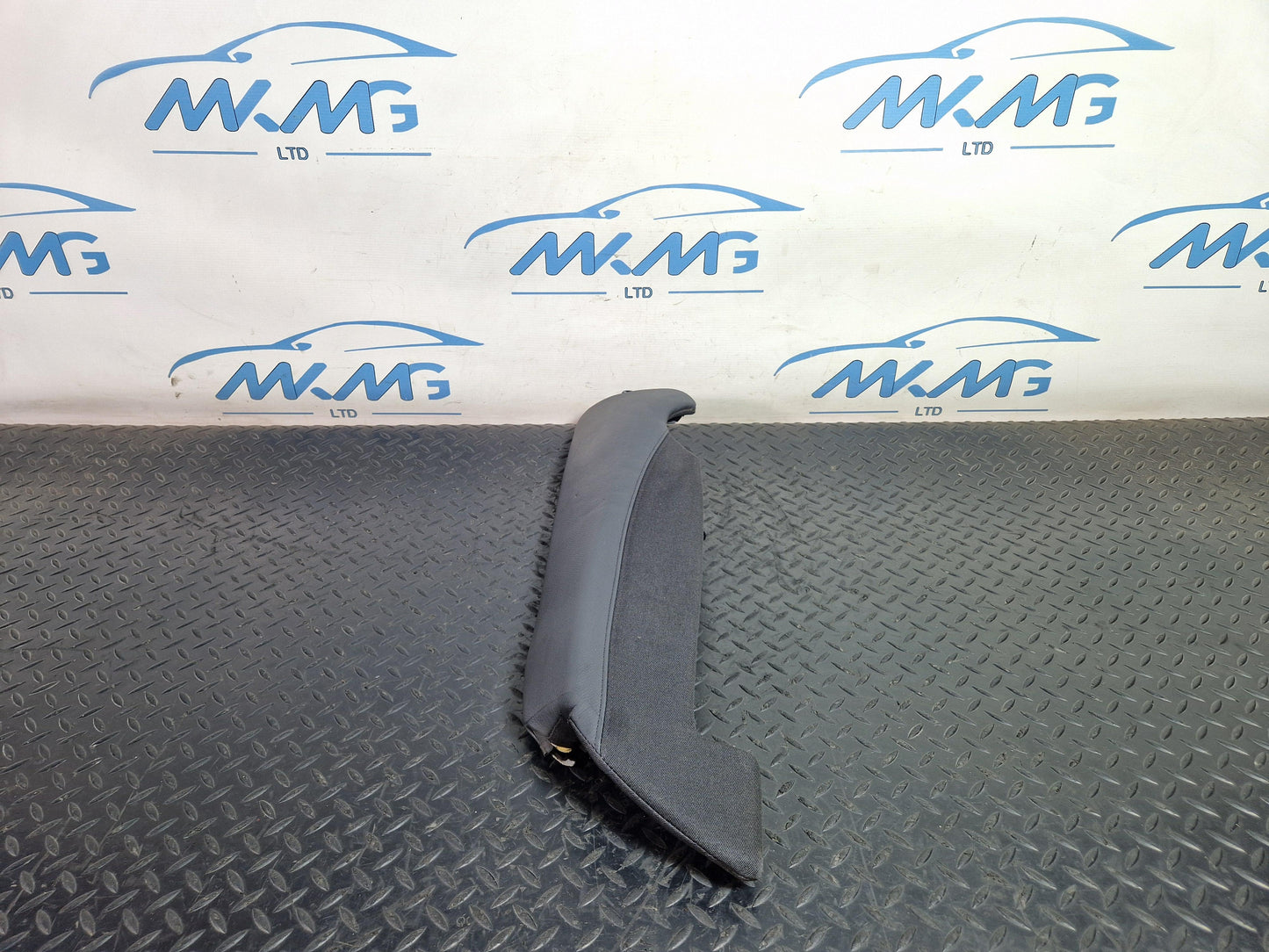 Audi A6 Allroad C7 Genuine Rear Seat Bolster Side Left Passenger 4G085703A