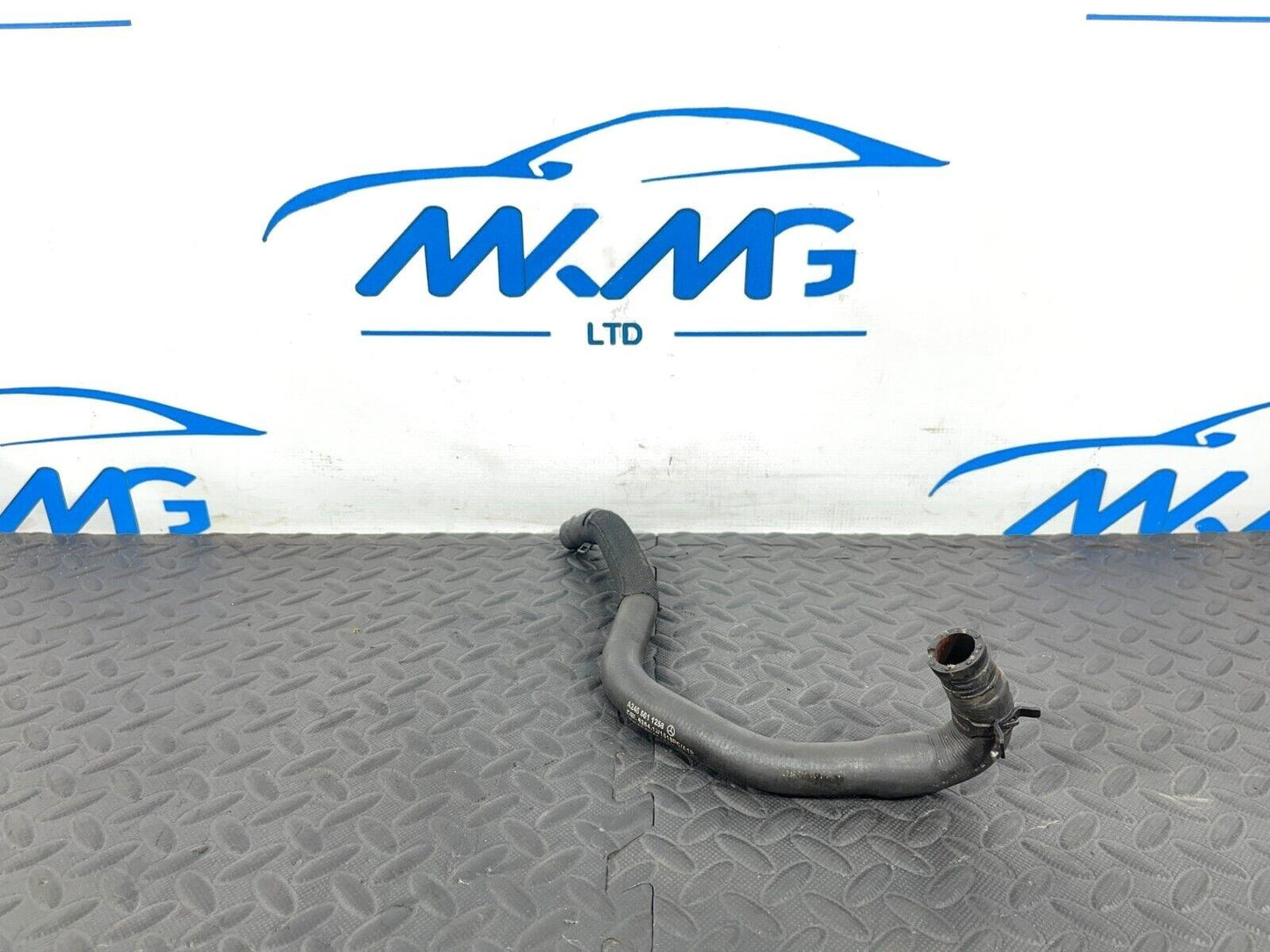 13-19 MERCEDES BENZ CLA C117 GENUINE OIL COOLER PUMP COOLANT HOSE A2465011258