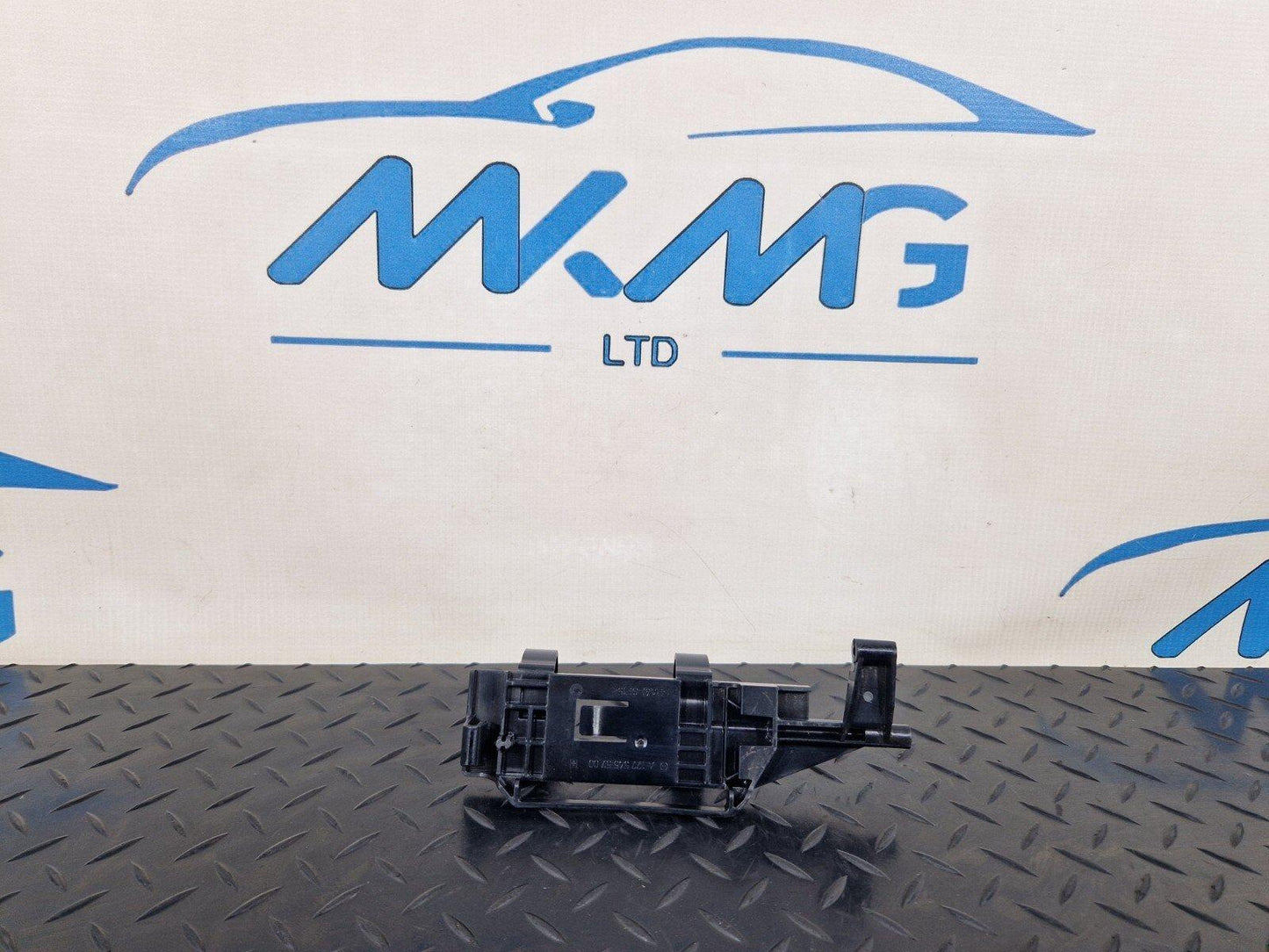 19-ON MERCEDES BENZ B CLASS W247 CONTROL UNIT HOLDER BRACKET A1775455700