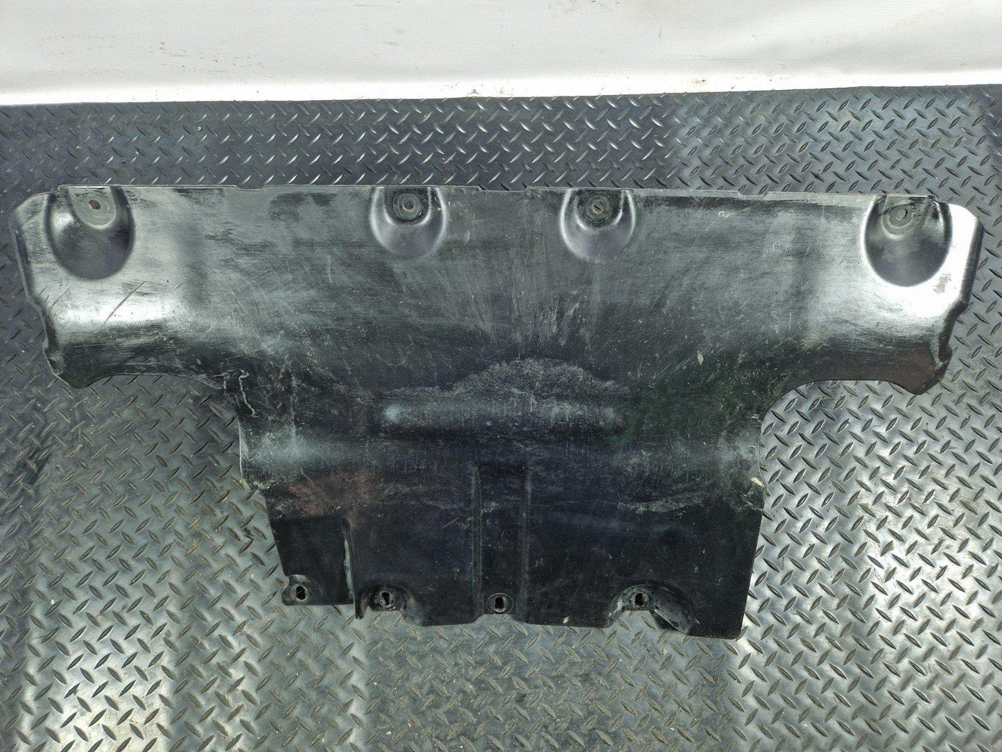 10-18 VW TOUAREG 7P GENUINE ENGINE UNDERTRAY COVER PANEL 7P0825285