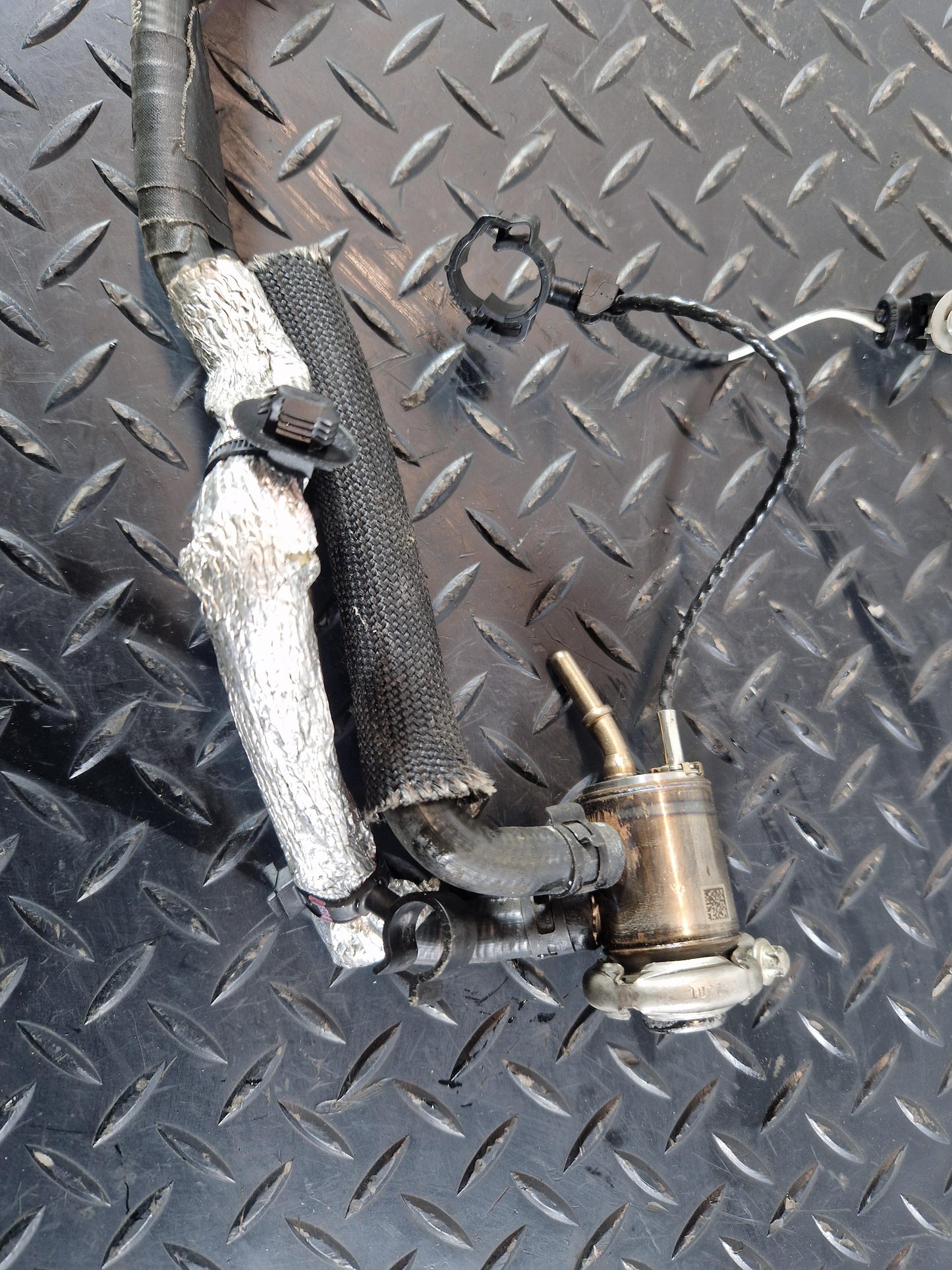 19-ON RANGE ROVER EVOQUE L551 ADBLUE ADDITIVE INJECTOR & HOSE M8D28C508AD
