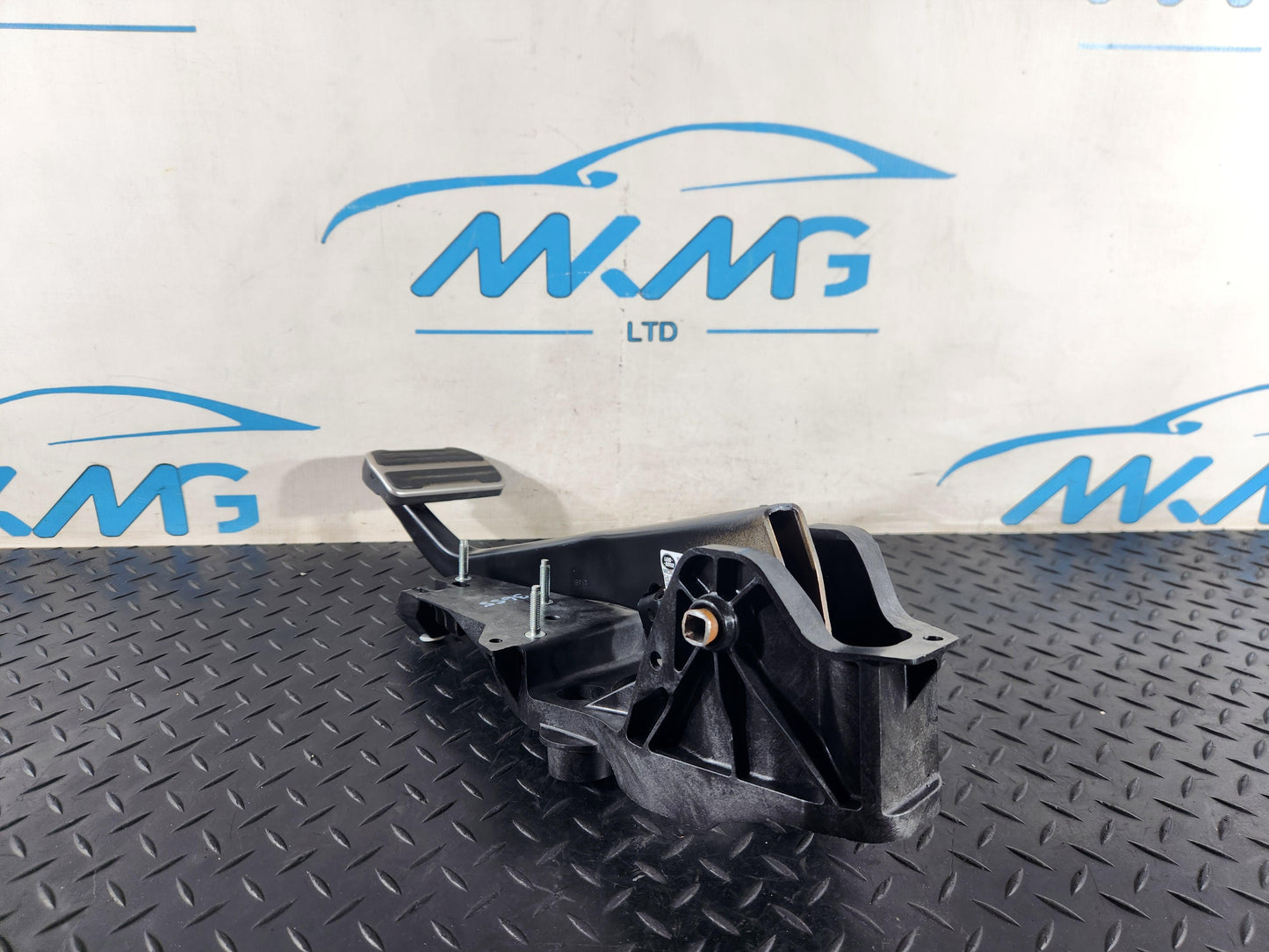 RANGE ROVER EVOQUE L551 BRAKE PEDAL M8DM2D094DC
