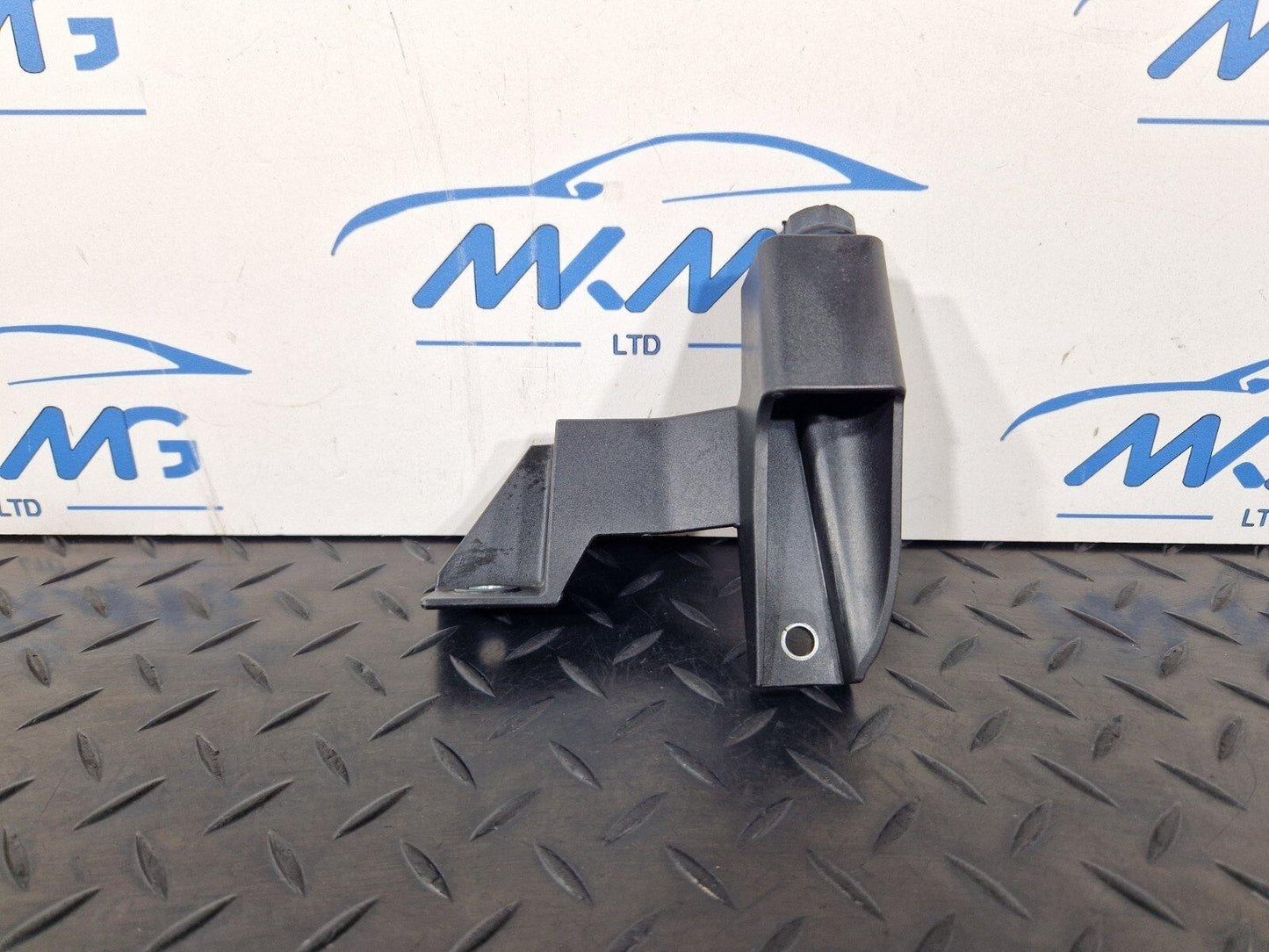 12-17 AUDI S5 CONVERTIBLE LEFT ROOF TOP HOOD RETAINING BRACKET 8F0825241B