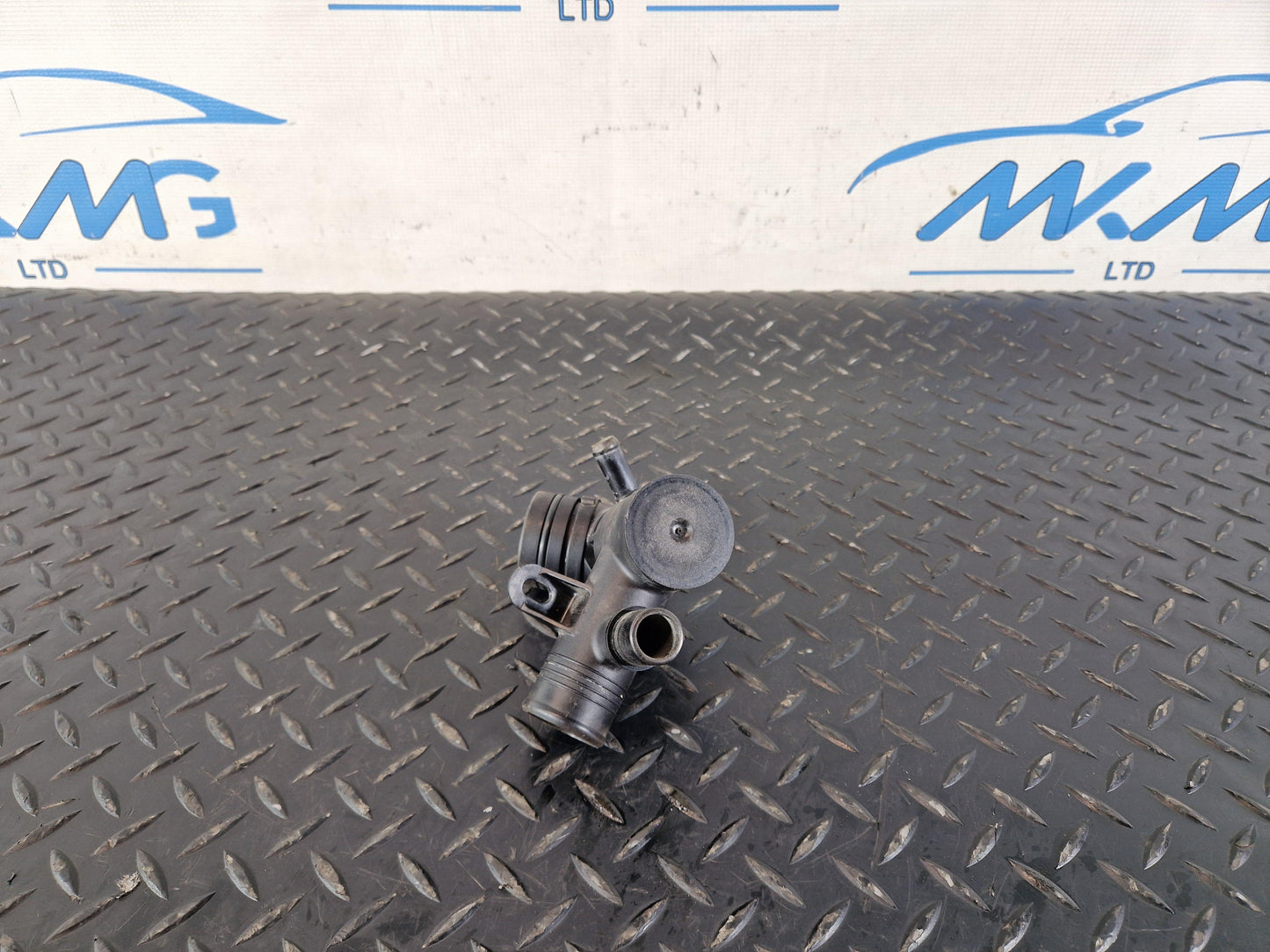 Land Rover Range Rover Evoque L551 2.0 Petrol Coolant Thermostat W584A
