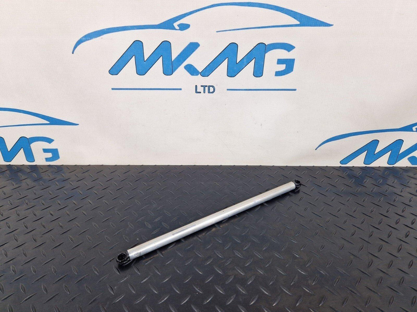 10-18 AUDI A7 4G S-LINE REAR BOOT TAILGATE GAS STRUT 4G8827858S