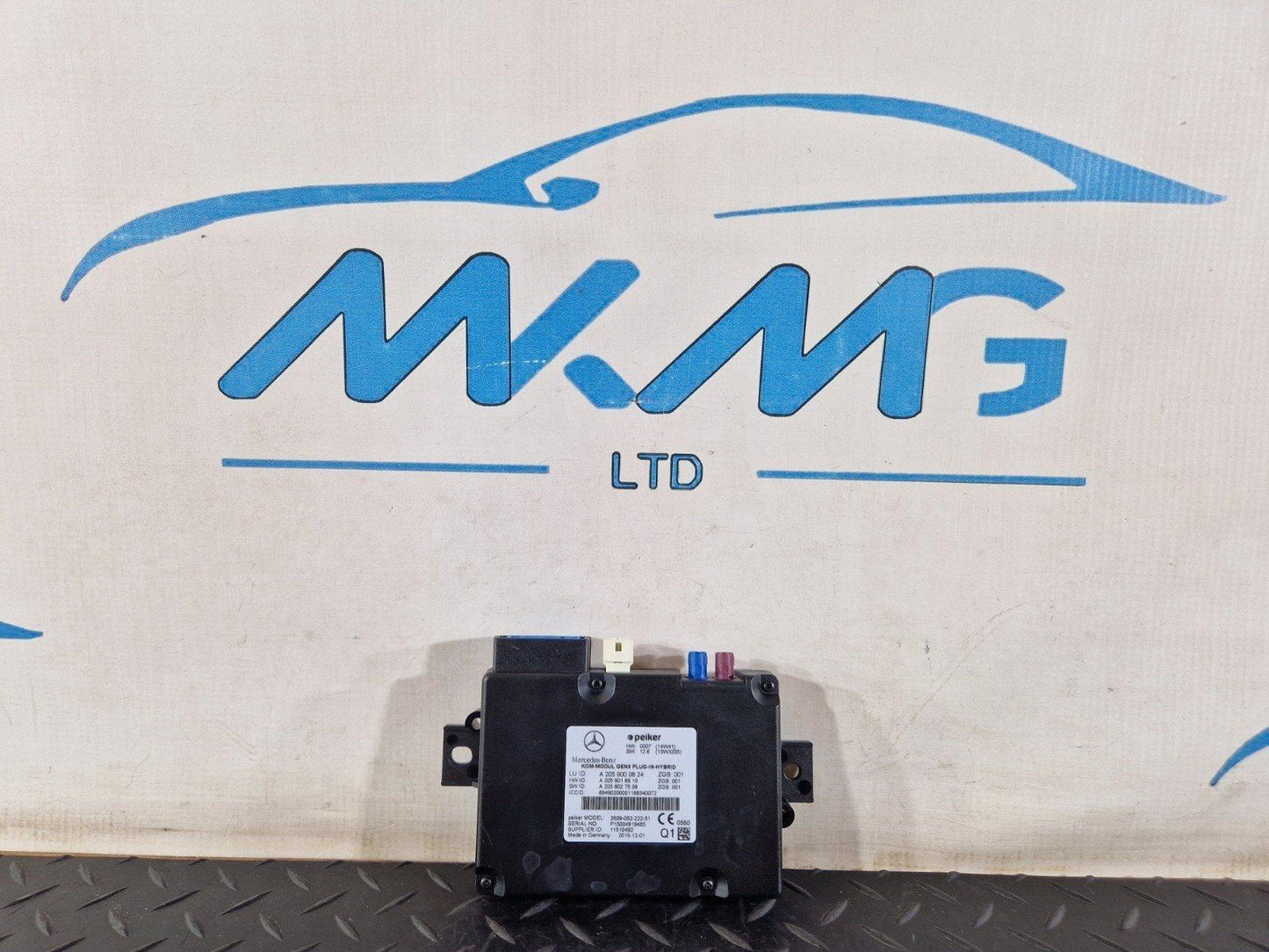 16-19 MERCEDES BENZ GLE W166 GEN3 PLUG-IN-HYBRID CONTROL MODULE ECU A2059000624