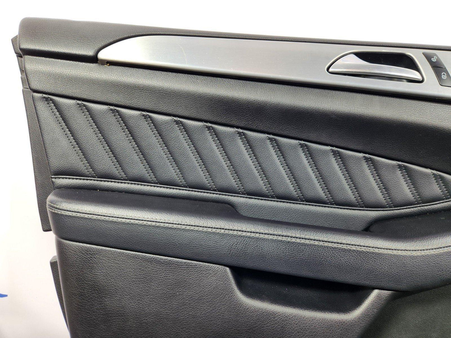 11-19 MERCEDES BENZ ML W166 OEM COMPLETE FRONT LEFT N/S BLACK LEATHER DOOR CARD