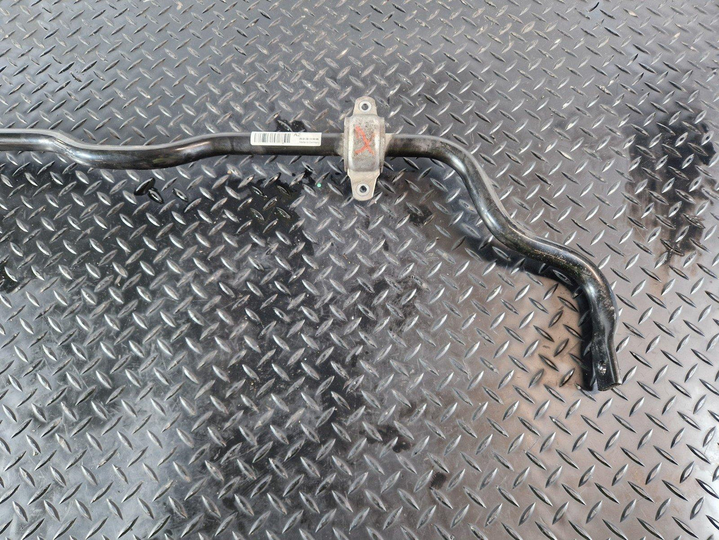19-ON MERCEDES BENZ B CLASS W247 OEM FRONT ANTI ROLL BAR A2473200511
