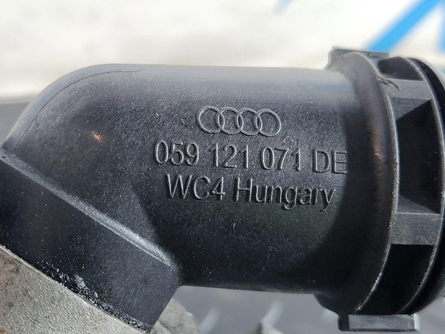 16-20 AUDI Q7 4M GENUINE AIR CON COMPRESSOR BRACKET 059121071DE 059145169