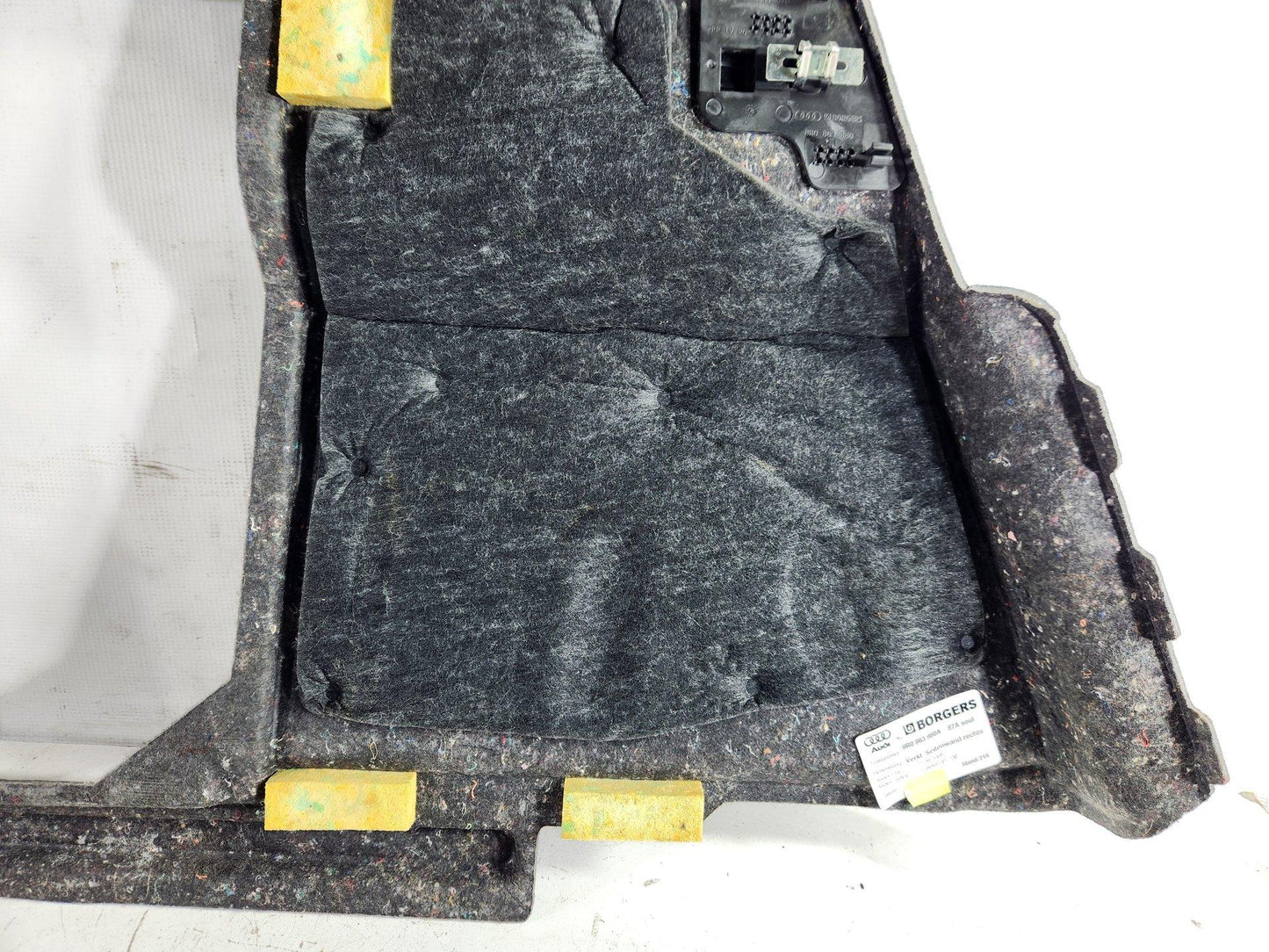 Audi Q5 8R SUV Genuine Rear Inner Quarter Panel Trim 8R0863880A