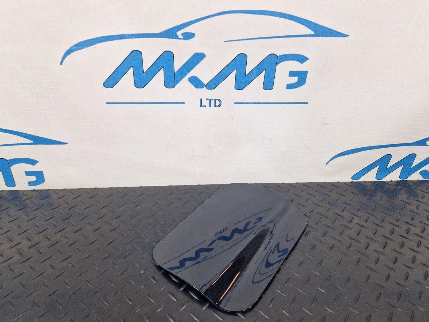 11-18 BMW 6 SERIES F06 GENUINE FUEL TANK FILLER FLAP CAP LID COVER