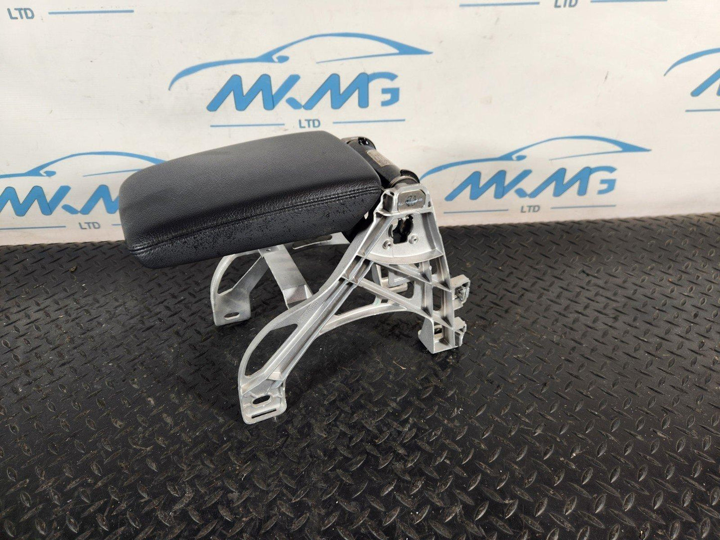 AUDI A5 F5 GENUINE CENTRE CONSOLE ARM REST 8W0864283A