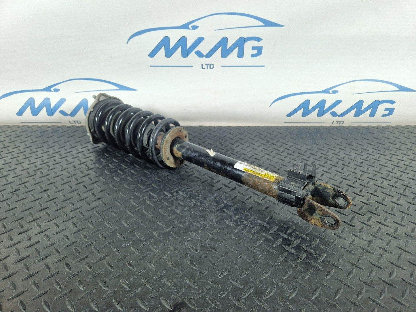14-21 MERCEDES BENZ C200 W205 FRONT SHOCK ABSORBER FITS LEFT & RIGHT A2053207568