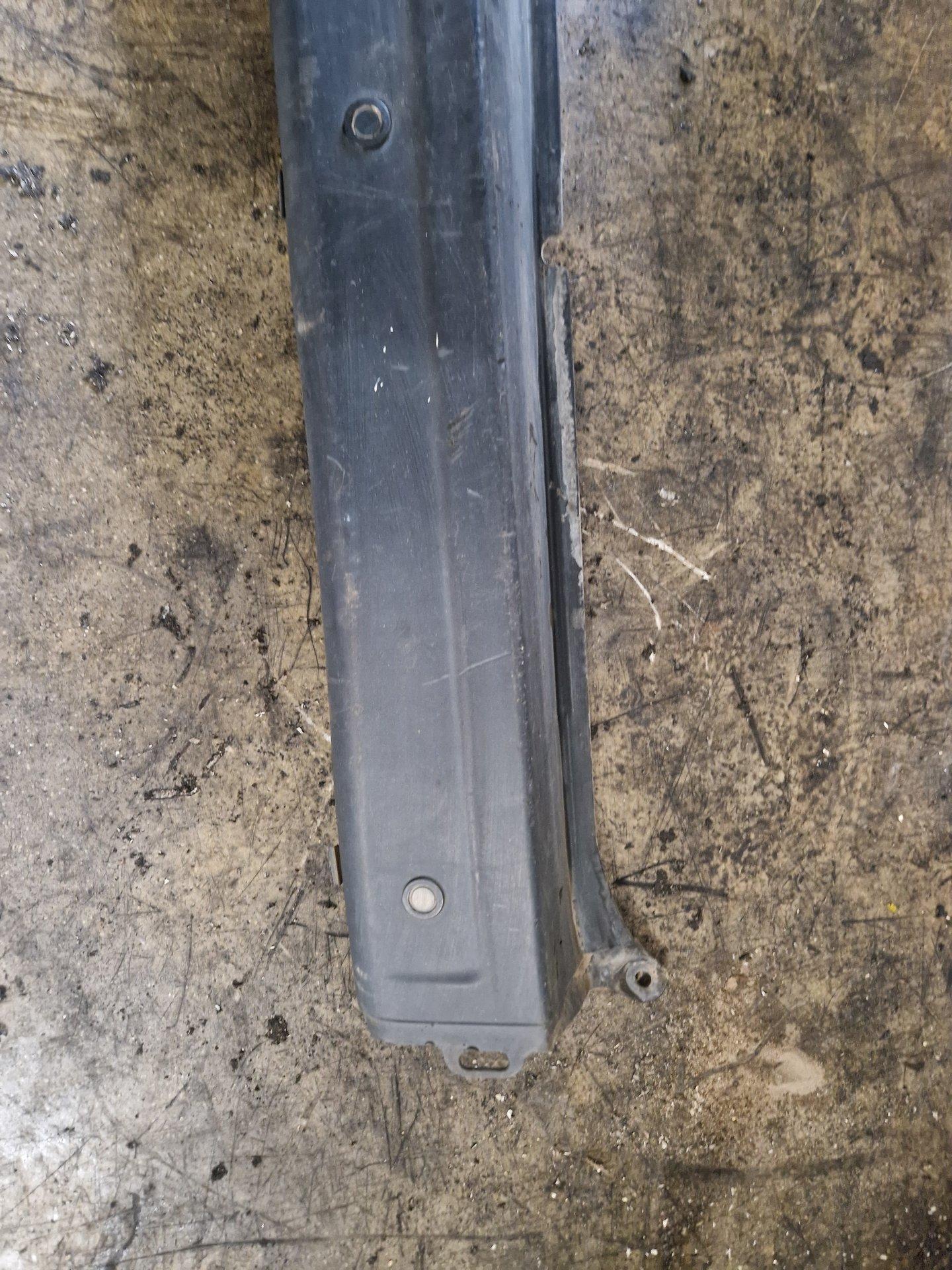 Renault Master MK3 Ph1 X62 Cargo Van Genuine Rear Bumper Centre Trim 850220011R