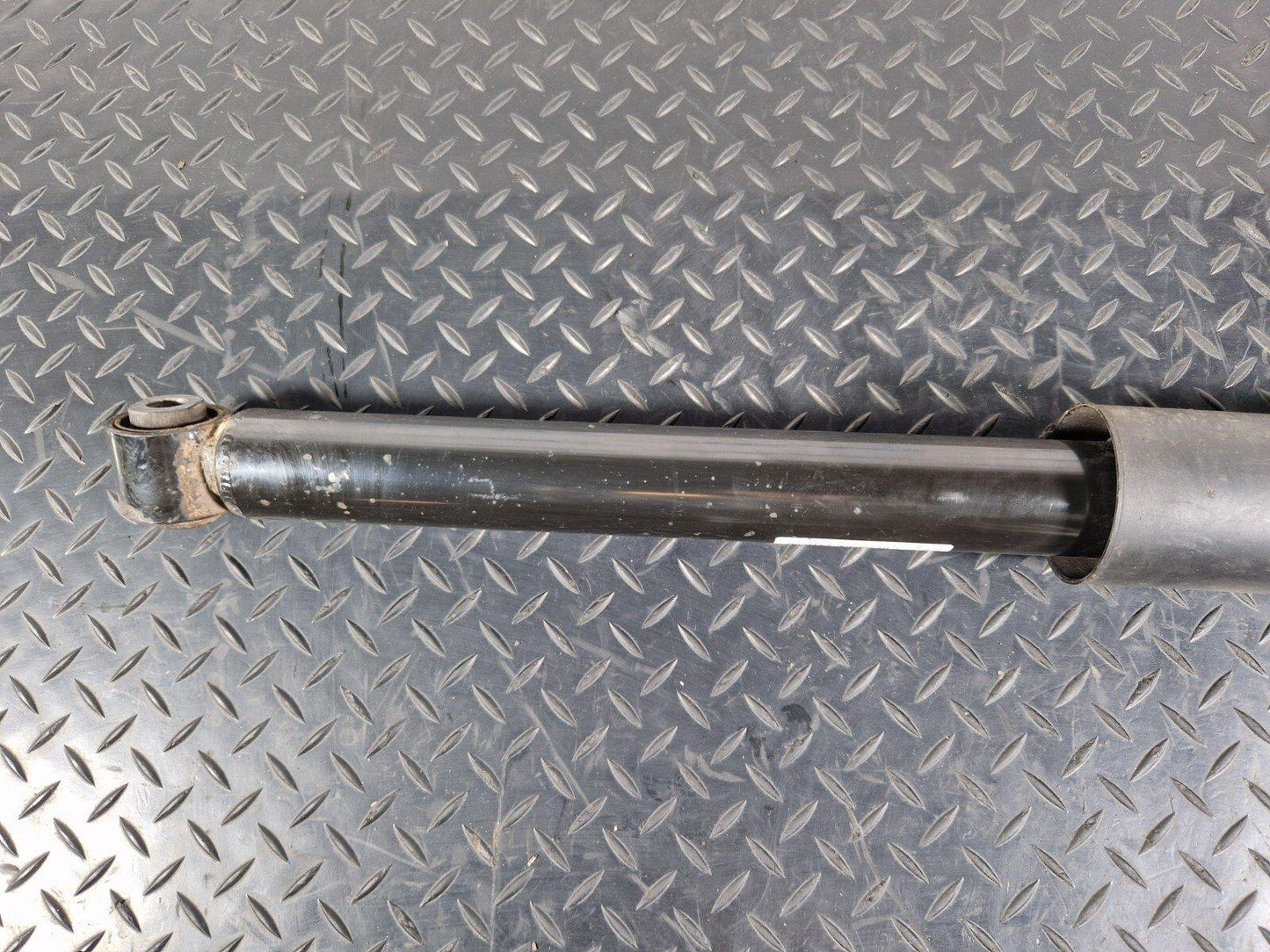 14-21 BMW 2 SERIES F45 F46 GENUINE REAR SHOCK ABSORBER FITS BOTH SIDES 6857465