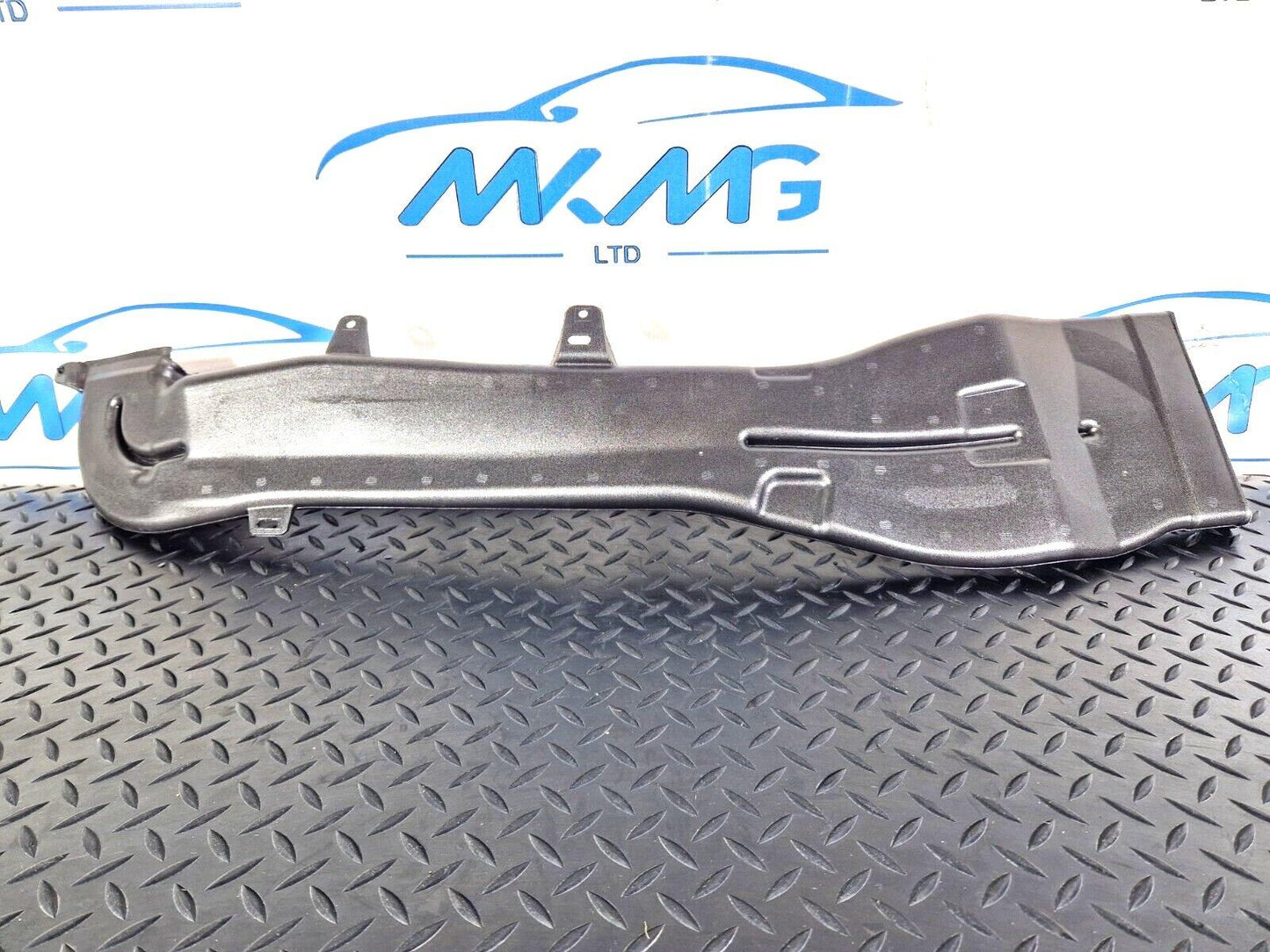 12-18 AUDI A6 C7 GENUINE AIR GUIDE CHANNEL B-PILLAR 4G0819723A