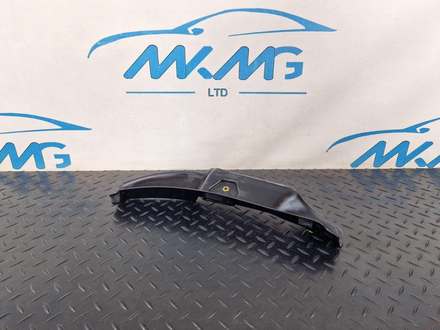 14-21 MERCEDES BENZ C300h W205 REAR RIGHT AND LEFT TAIL LIGHT A2056930533