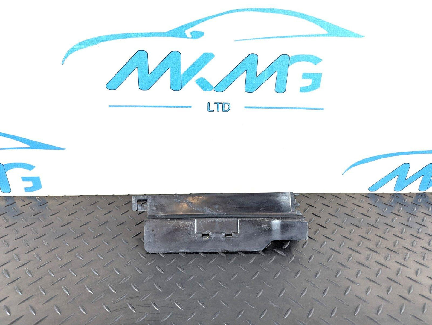 11-19 MERCEDES BENZ ML W166 GENUINE BRAKE LINE BRACKET A1665455940