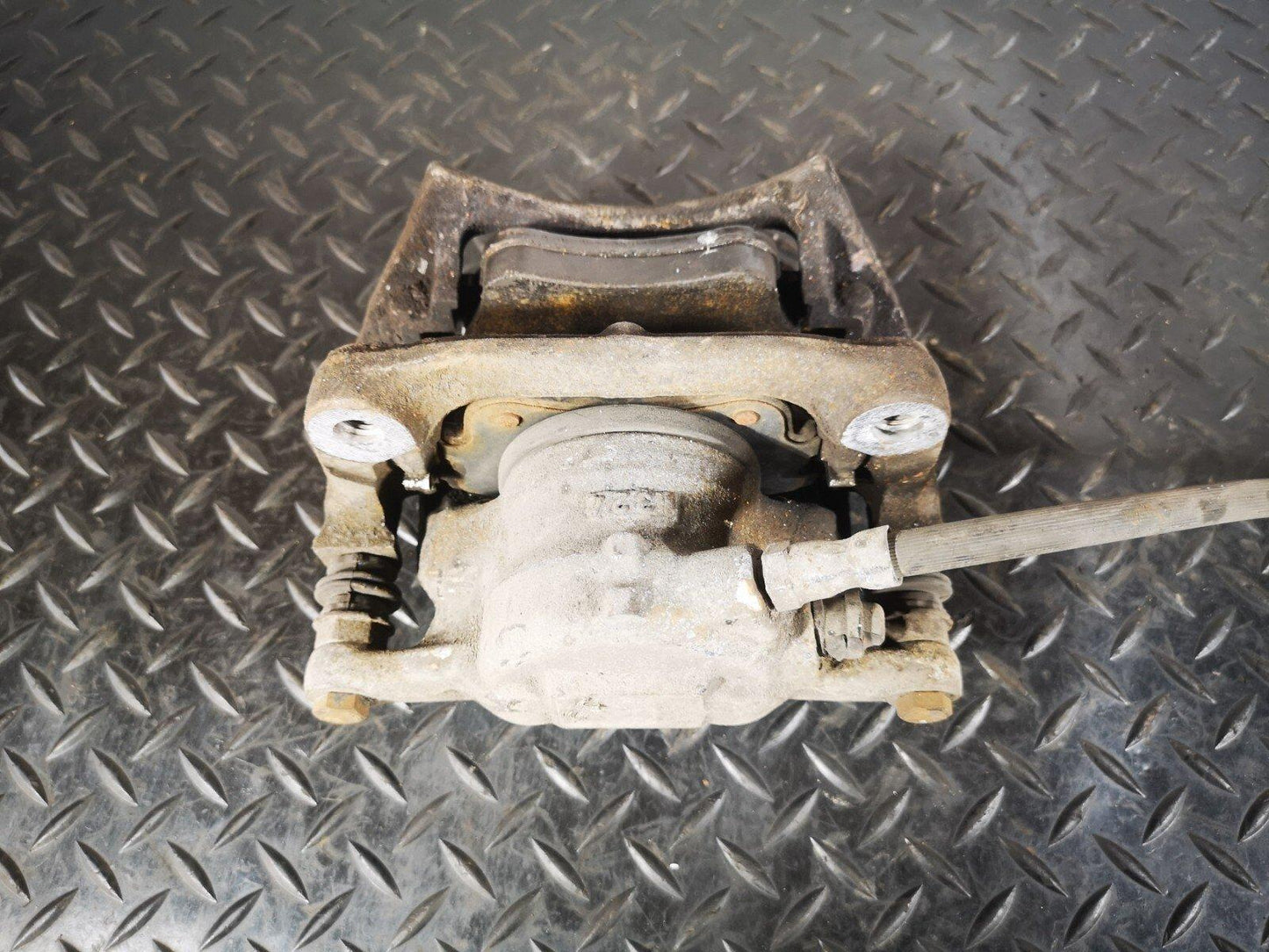 12-18 MERCEDES A B-CLASS W176 W246 1.5CDI FRONT LEFT N/S BRAKE CALIPER 280X25