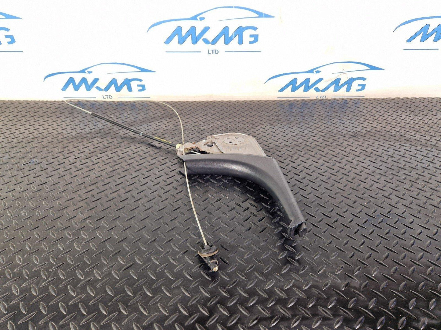 18-ON MERCEDES SPRINTER W907 W910 HANDBRAKE A9074204500
